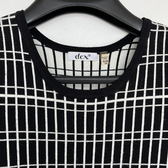 Dex Girls Dress Check Pattern Size M (10 years) - Picture 2 of 5